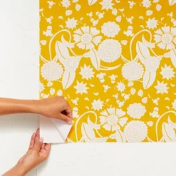 Idris Flower Wallpaper Pharaoh Gold - Opalhouse™ Designed With Jungalow™ -Home design GUEST afa3c2c7 d4a3 4da6 989a 5ea8e7d3bc25